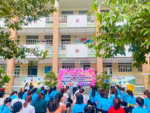 TRƯỜNG TIỂU HỌC CHÁNH PHÚ HÒA TỔ CHỨC SINH HOẠT 8/3