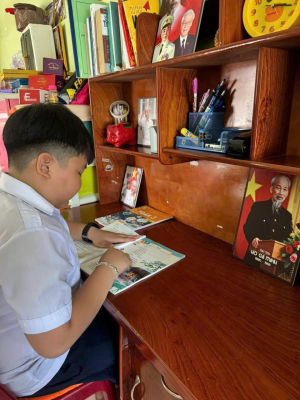 MỖI GÓC HỌC TẬP LÀ MỘT KHÔNG GIAN BÁC HỒ VỚI THIẾU NHI TẠI NHÀ