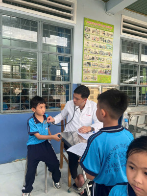 Tăng cường bảo vệ sức khỏe trẻ em: Tiêm bổ sung vắc xin Uốn ván – Bạch hầu giảm liều trên địa bàn khu vực Phường Chánh Phú Hòa.