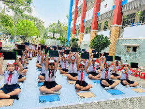 HỘI THI RUNG CHUÔNG VÀNG TÌM KIẾM TÀI NĂNG NHÍ THÔNG MINH