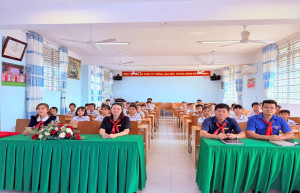 LIÊN ĐỘI TIỂU HỌC CHÁNH PHÚ HÒA TỔ CHỨC LỄ KẾT NẠP ĐỘI VIÊN MỚI