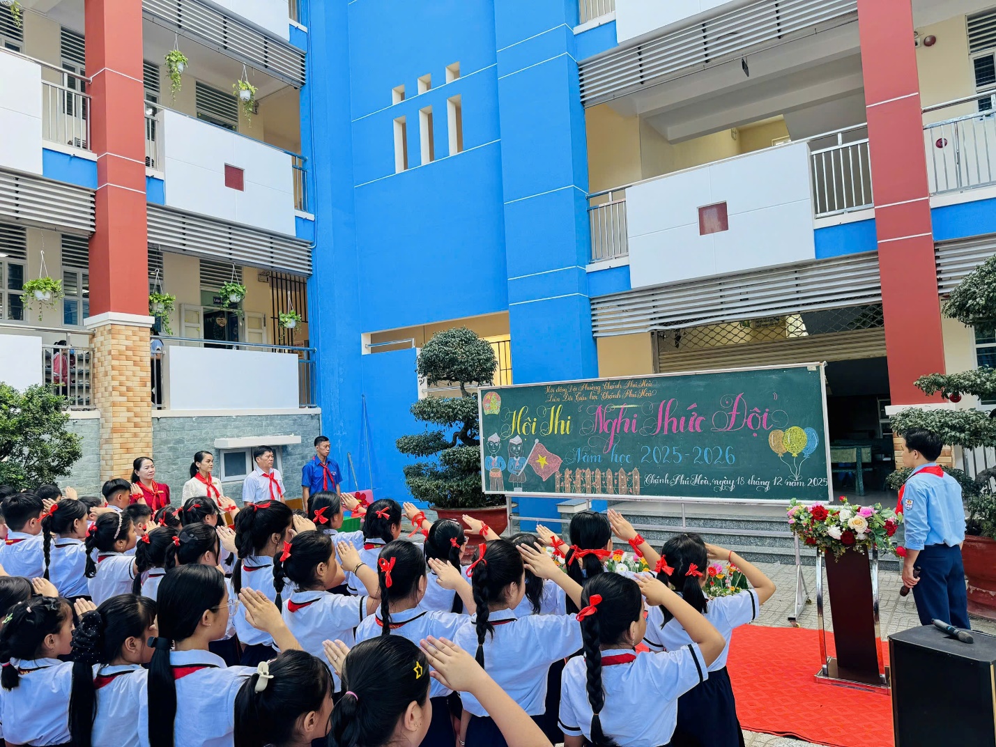 TỔ CHỨC HỘI THI "NGHI THỨC ĐỘI" CHÀO MỪNG NGÀY THÀNH LẬP QUÂN ĐỘI NHÂN DÂN VIỆT NAM 22/12