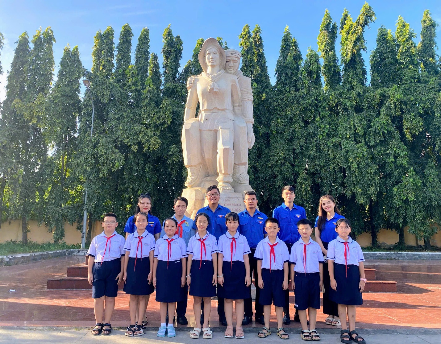 HÀNH TRÌNH VỀ ĐỊA CHỈ ĐỎ CHÀO MỪNG NGÀY  THÀNH LẬP QUÂN ĐỘI NHÂN DÂN VIỆT NAM 22/12