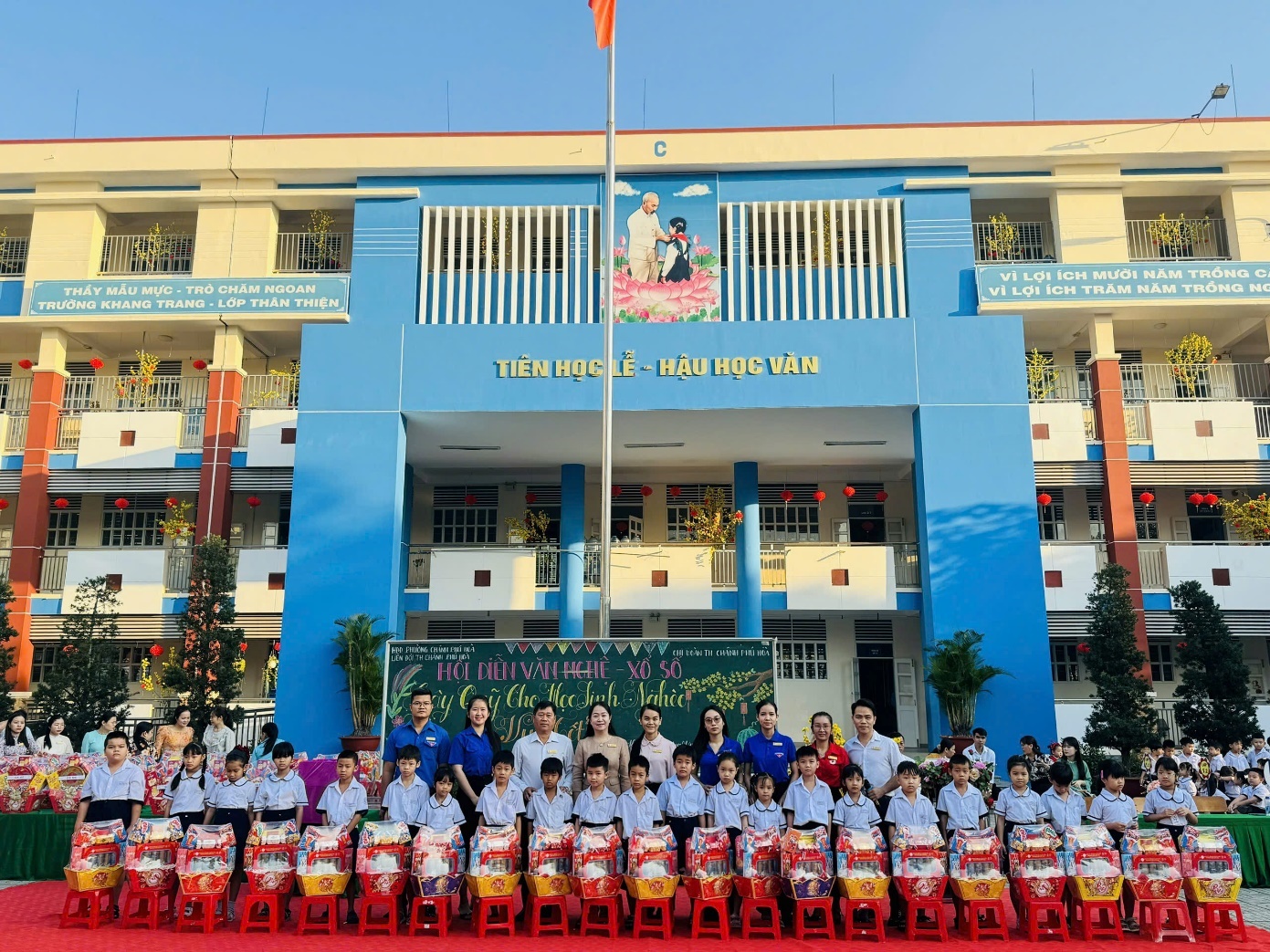 HỘI DIỄN VĂN NGHỆ - XỔ SỐ GÂY QUỸ CHO HỌC SINH NGHÈO VUI TẾT NHÂN DỊP XUÂN BÍNH NGỌ 2026 - CƠ SỞ 1